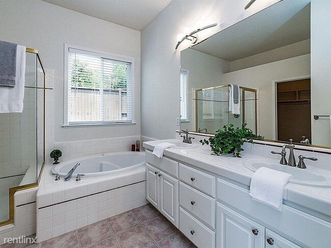 Building Photo - 4 br, 2 bath House - 3967 Ironwood Drive