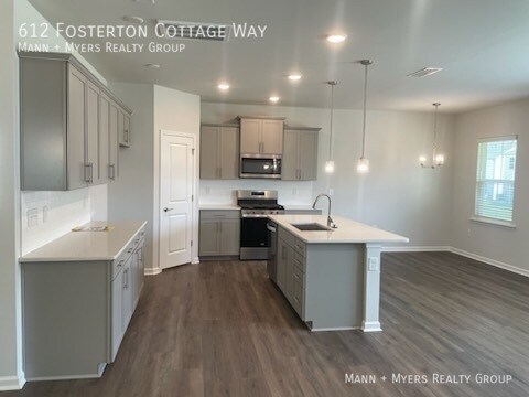 Foto del edificio - 612 Fosterton Cottage Wy