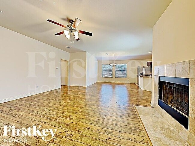 Foto del edificio - 606 Hearthstone Drive