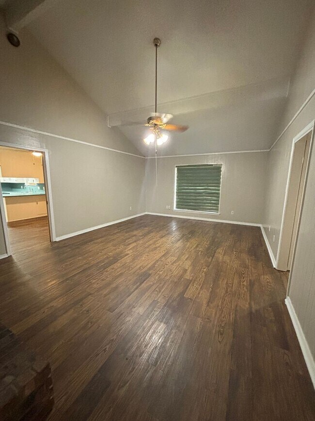 Building Photo - South Bossier!