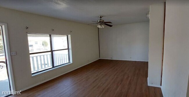 Building Photo - 2 br, 1 bath House - 115 S. C St.