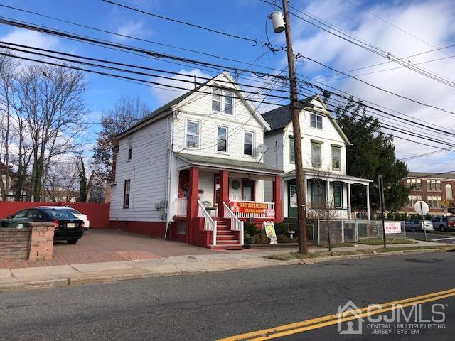 Building Photo - 179 Easton Ave