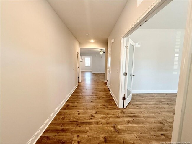 Foto del edificio - 155 Silk Oak Dr