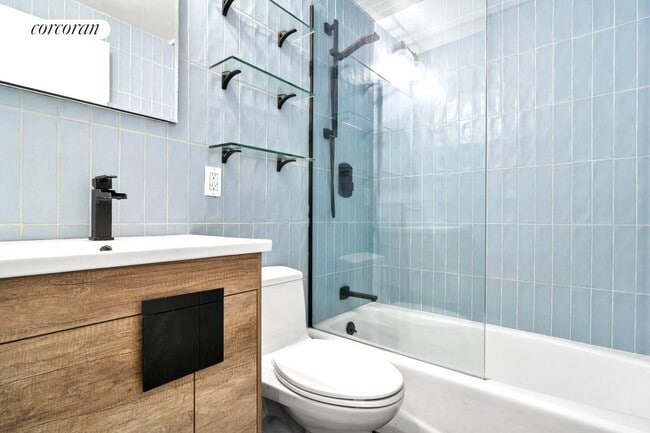 Foto del edificio - 215 E 24th St