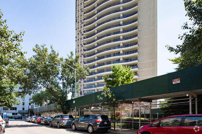 Building Photo - Birchwood Towers