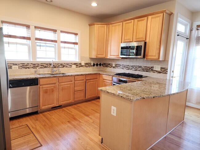 Foto del edificio - 4200 Kerrigan Ln