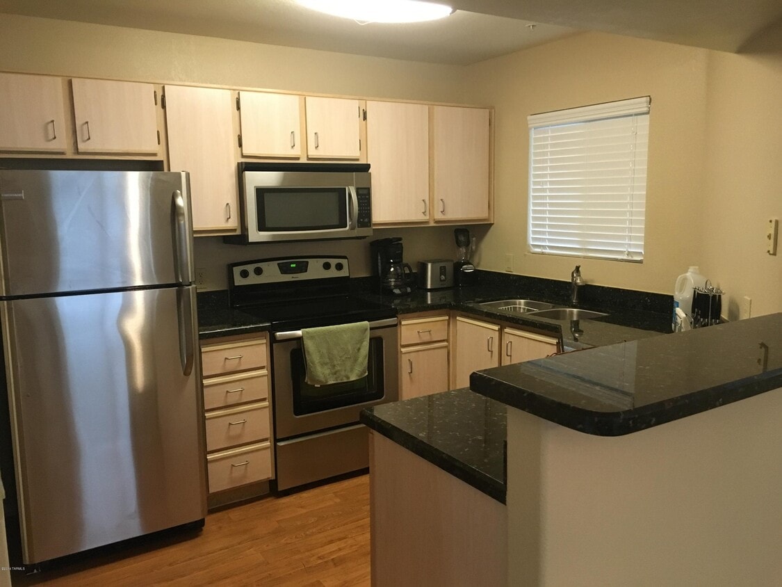 5751 N Kolb Rd Unit 37103, Tucson, AZ 85750 Condo for Rent in Tucson