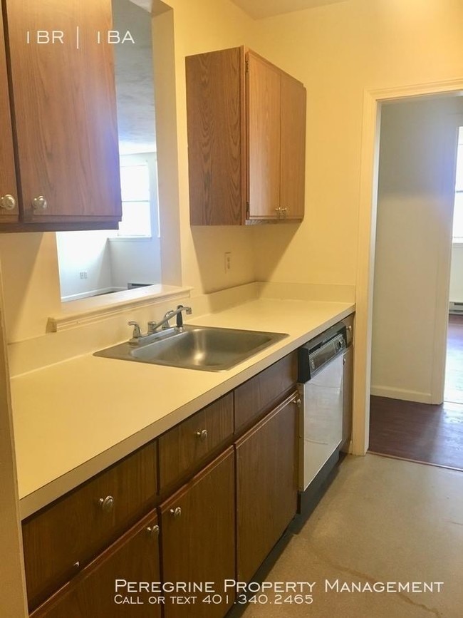 Foto del edificio - 1 bedroom in Woonsocket RI 02895