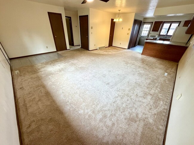 Building Photo - 3 Bed 2 Bath Pet Friendly House With A Fully Fenced Yard