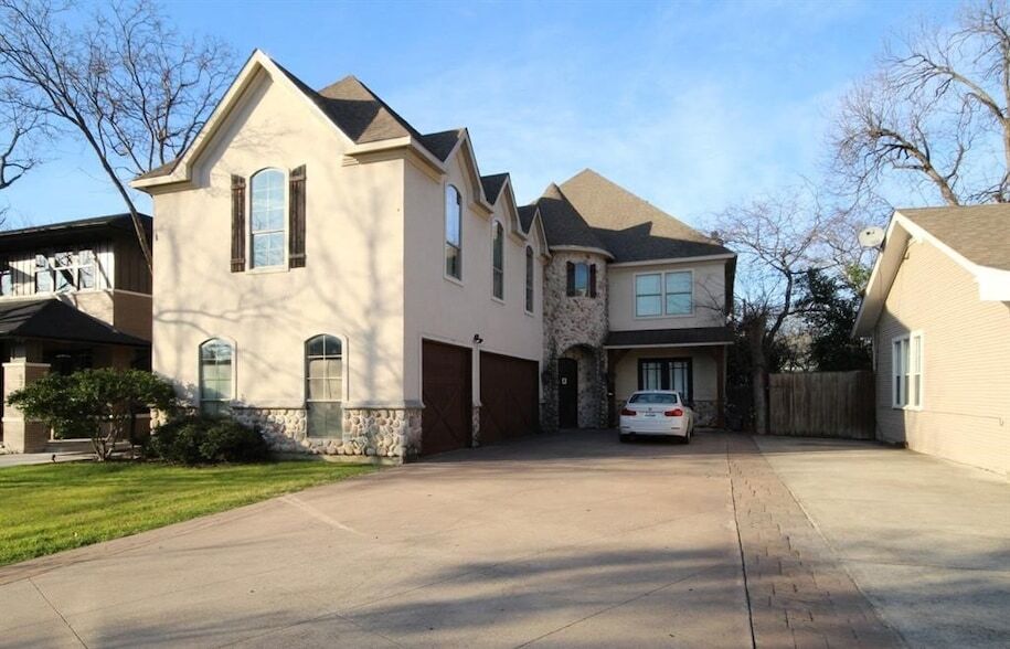Photo - 5235 Willis Avenue Unit