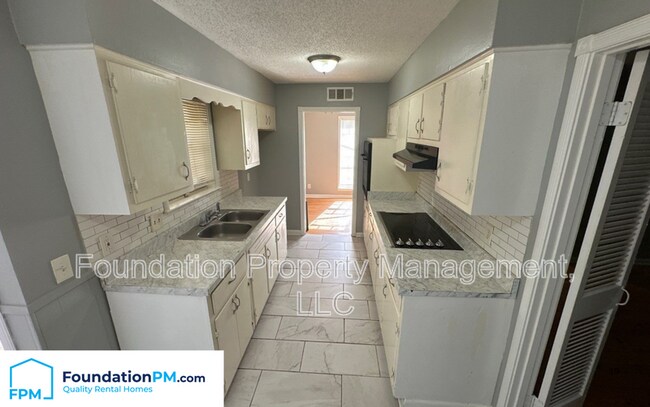 Foto del edificio - 2881 Brandale St