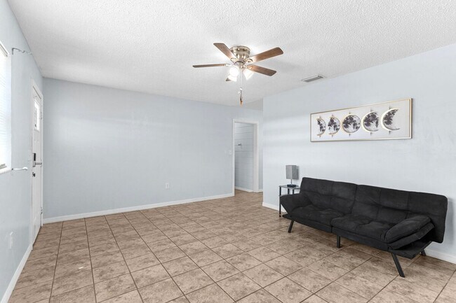 Foto del edificio - 3151 W Lake Chilton Dr