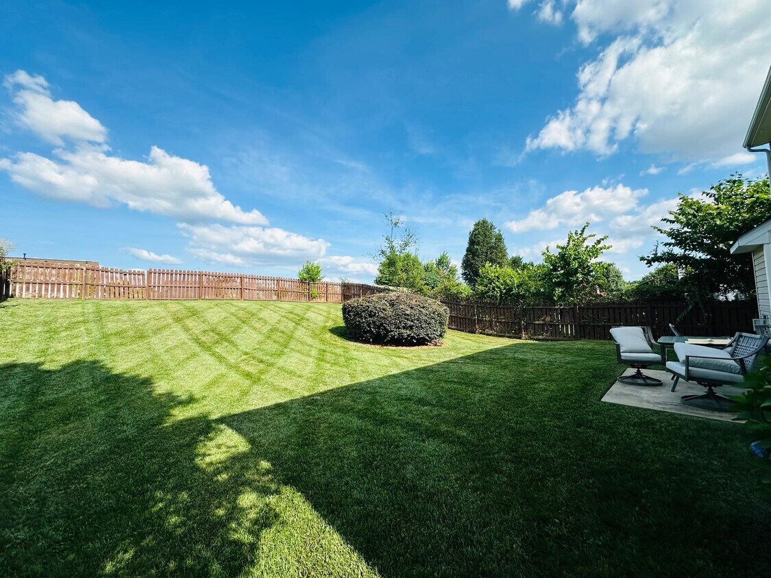 Foto del edificio - 4831 Stowe Derby Dr