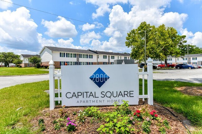 Building Photo - 2800 Capital St