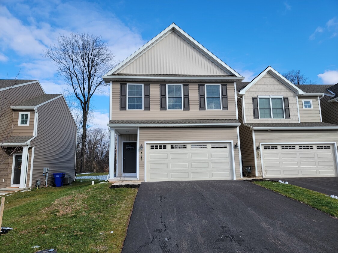 213 Sage Blvd, Middletown, PA 17057 Townhome Rentals in Middletown PA