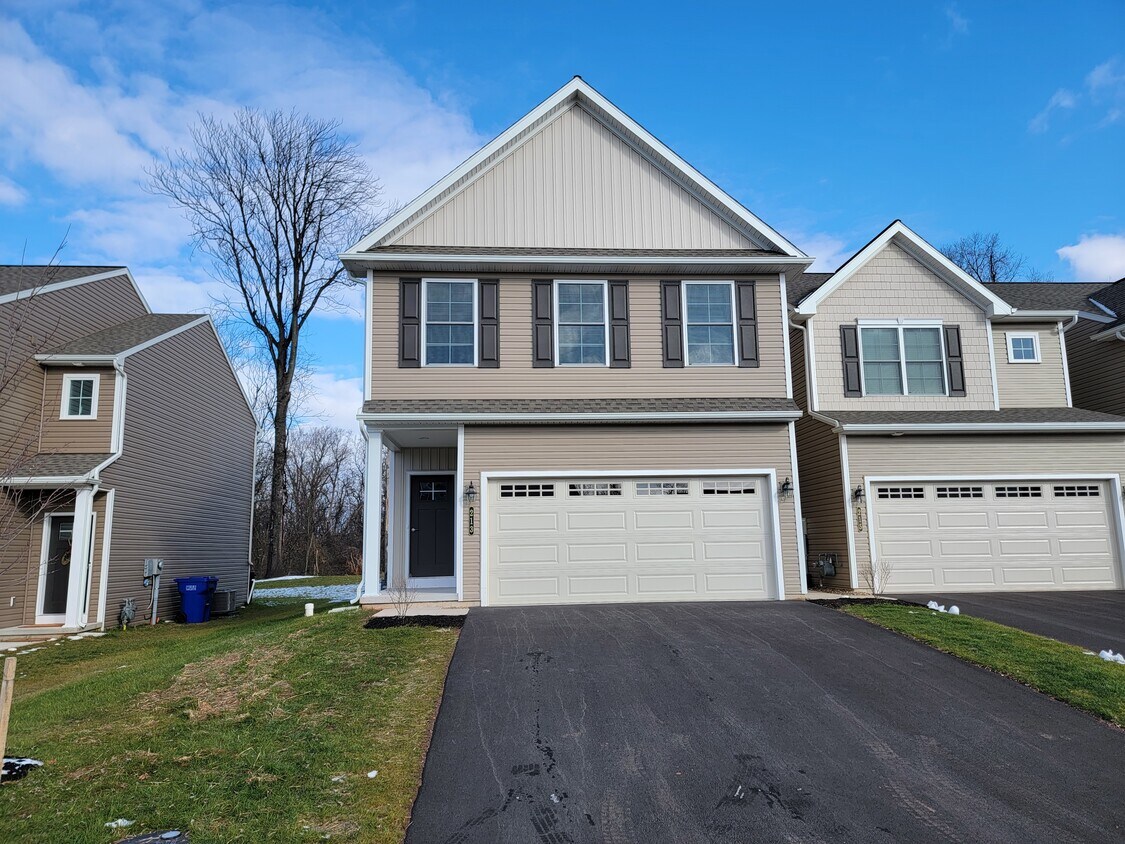 213 Sage Blvd, Middletown, PA 17057 Townhome Rentals in Middletown PA