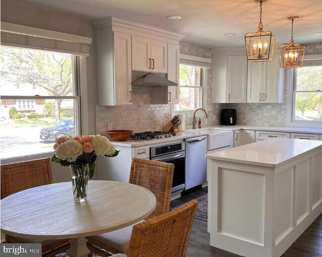 Foto del edificio - 431 Covered Bridge Rd