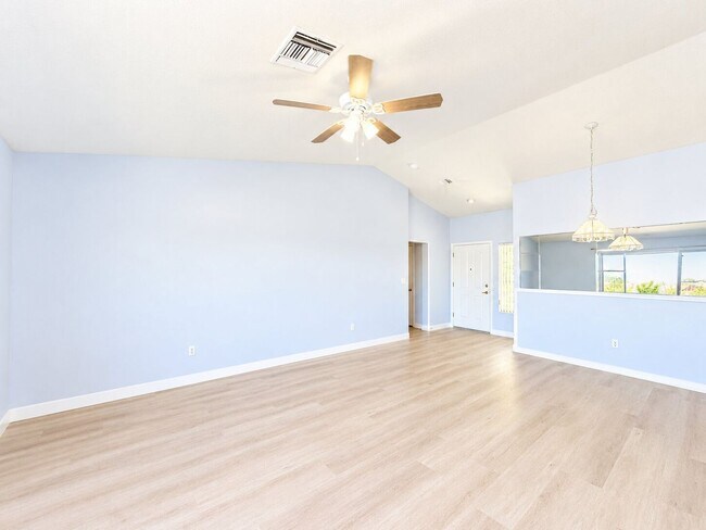Building Photo - 10924 Button Willow Dr