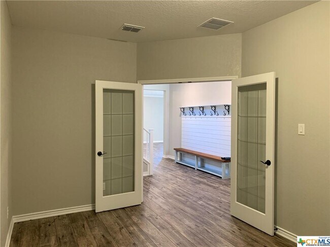 Building Photo - 4588 Klein Meadows