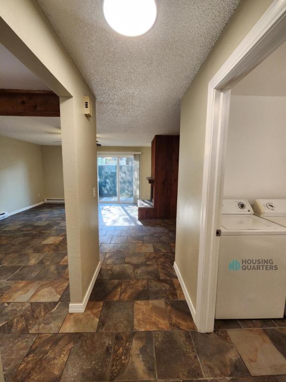 Foto del edificio - 2210 W Boone Ave