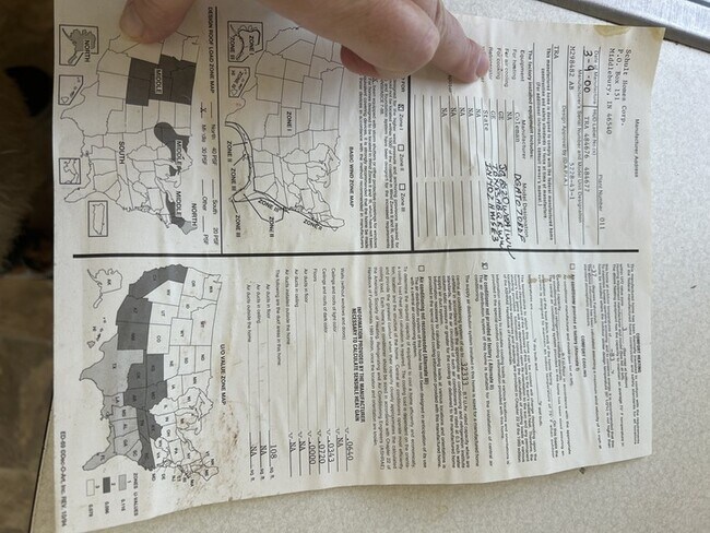 Foto del edificio - 4687 Violet Ln