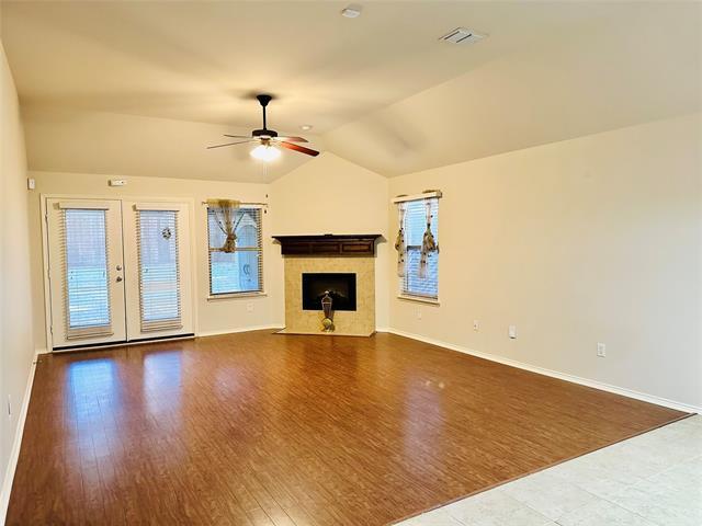 Foto del edificio - 2205 Catherine Ln