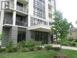 Photo du bâtiment - 90 Charlton Ave W