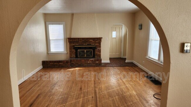 Foto del edificio - 658 N 10th St