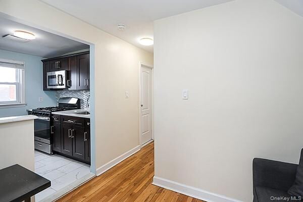Building Photo - 926 2nd Ave