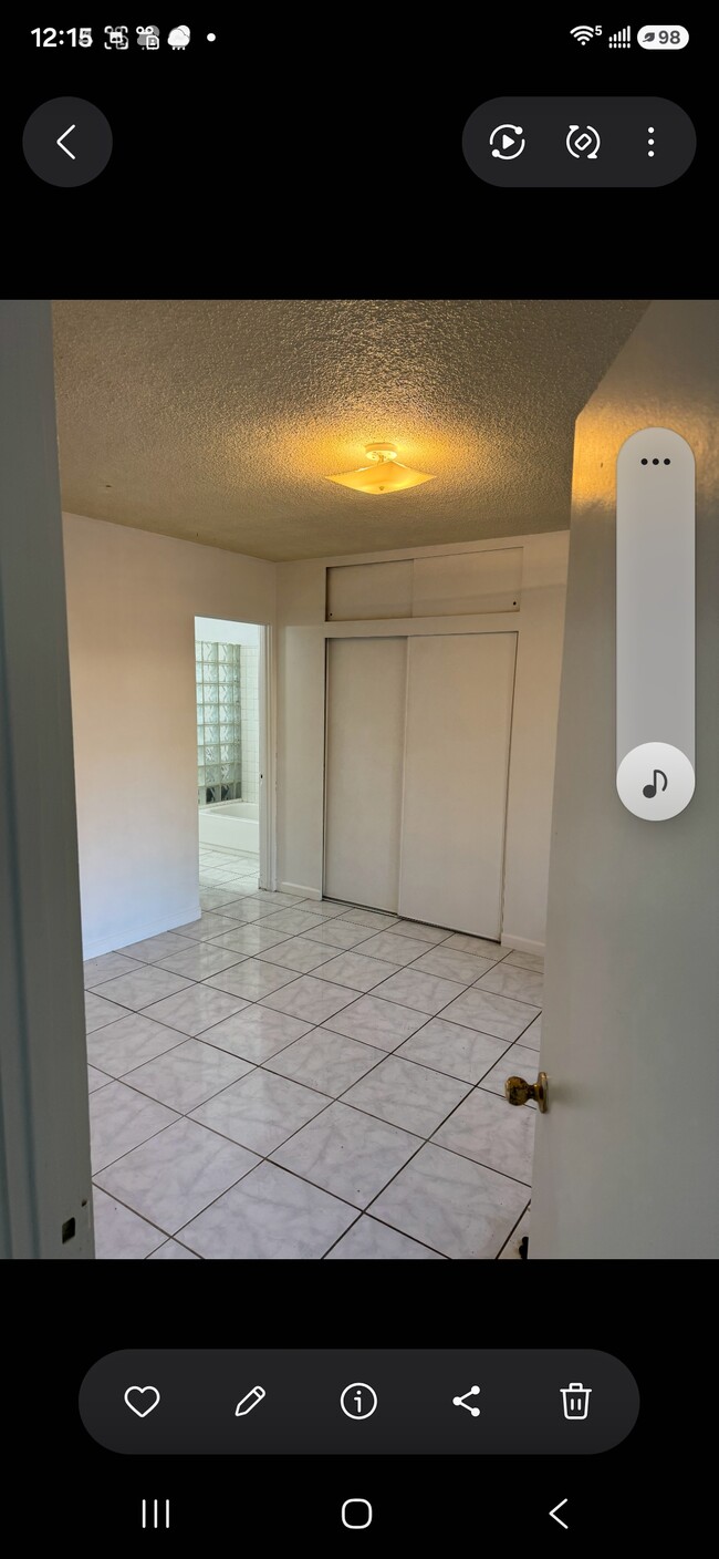 Foto del edificio - 66211 4th St