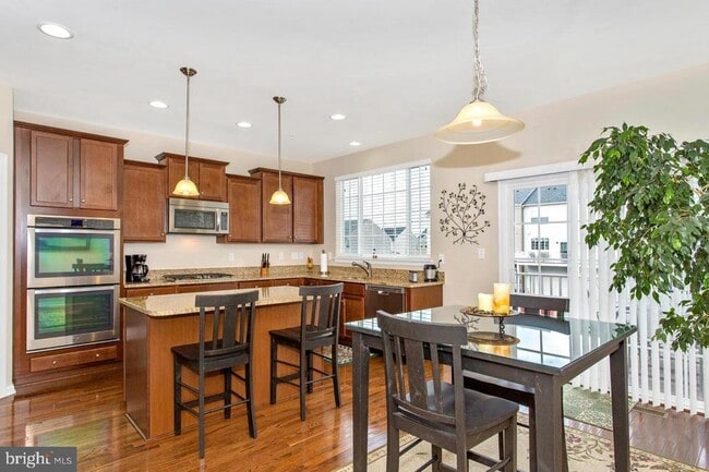 Foto del edificio - 5028 Small Gains Wy