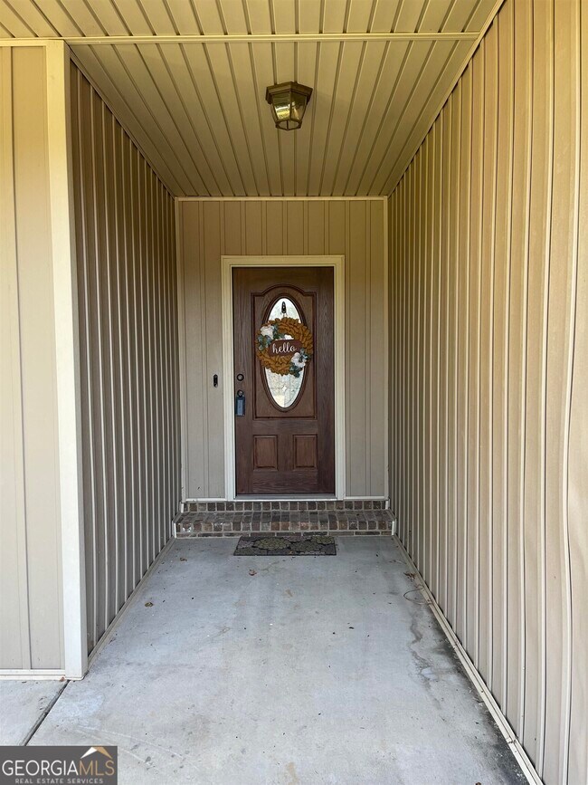 Building Photo - 114 Highland Point Dr