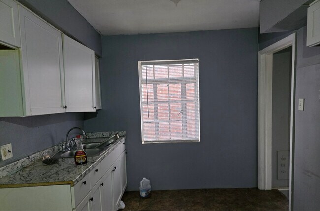 Foto del edificio - 14338 Lauder St