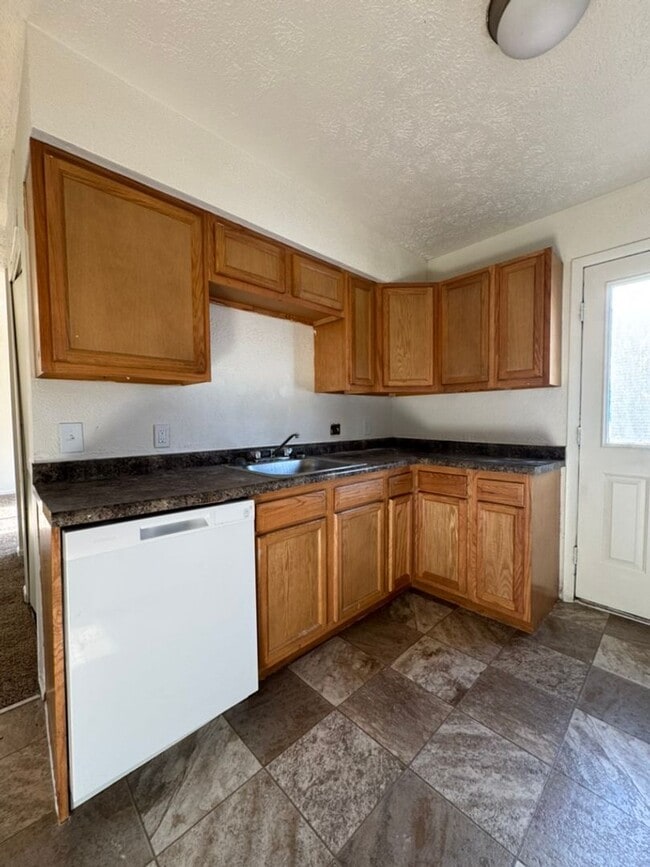 Interior Photo - EastPointe