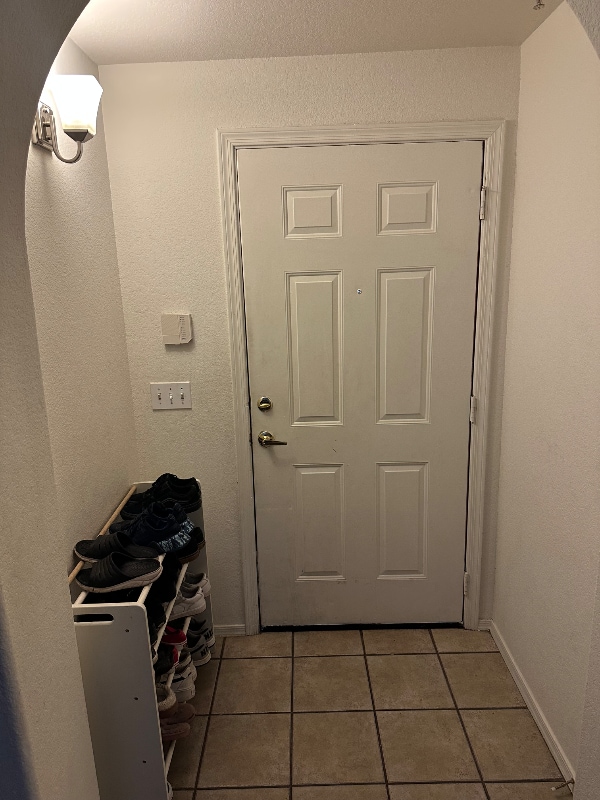 Building Photo - 7353 E University Dr