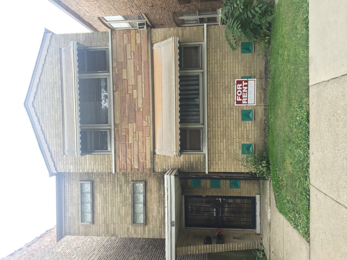 Primary Photo - 1242 Wenonah Ave