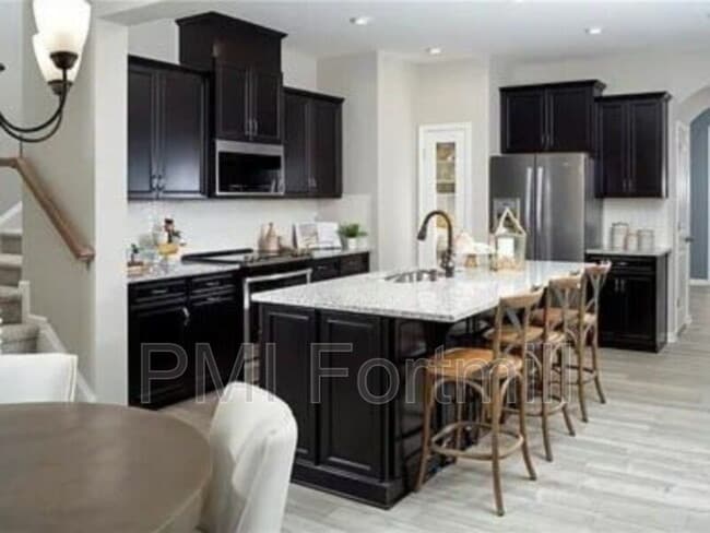 Building Photo - 8121 Overmeadow Ln