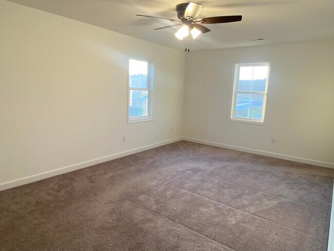 Foto del edificio - 1014 Middlebrook Ave