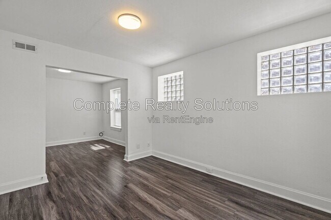 Building Photo - 119 Eichelberger St