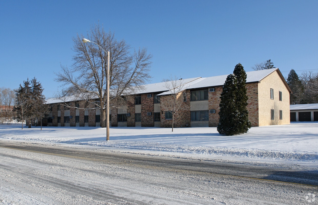Primary Photo - 2540 Fairoak Ave