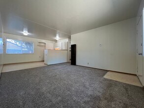 240 S Mills Ave