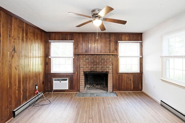 Foto del edificio - Move-in Ready Ivy Apartment