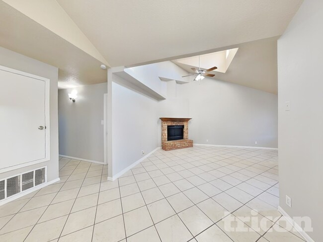 Building Photo - 5442 Gold Rush Dr NW