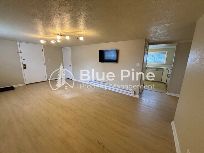 Foto del edificio - 660 1/2 Park Lane