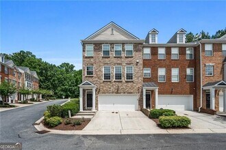 Building Photo - 4721 Creekside Villas Way