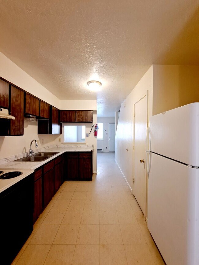 Foto del edificio - 216 63rd St NW