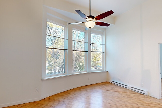 Building Photo - Washington Plaza Apartments