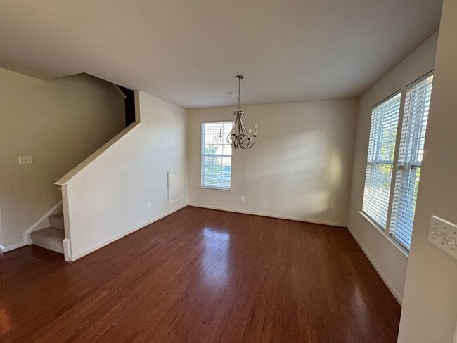 Here's another view of the dining/flex room. - 44520 Gray Wolf St