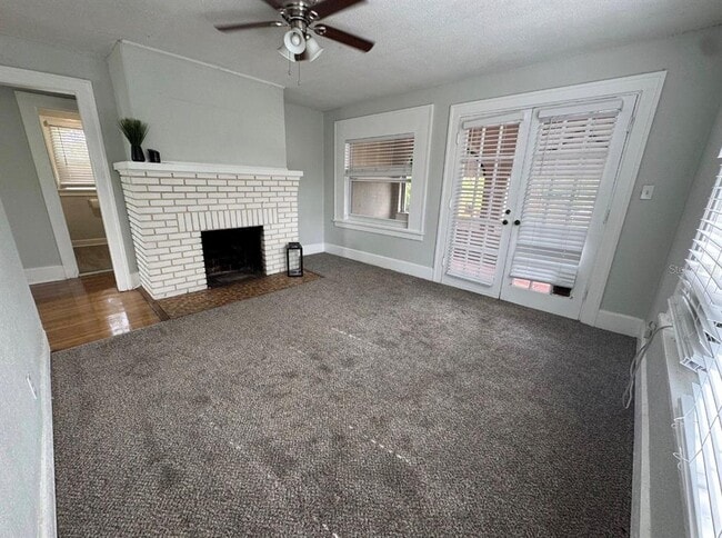 Building Photo - 1310 28th St N