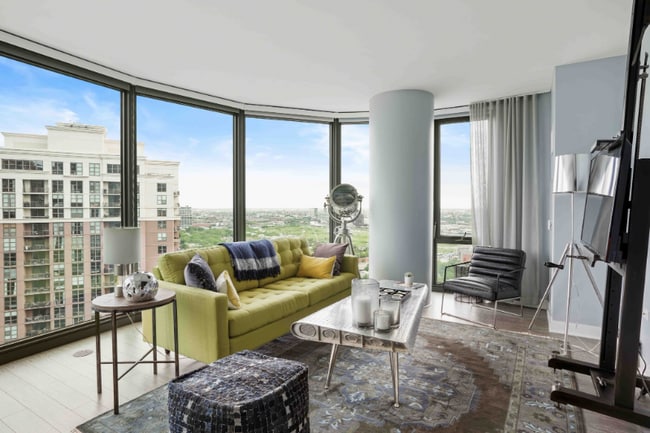 Foto del edificio - 1016 S State St